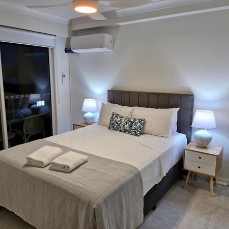 Apr Private Suites Moroccan By The Beach 黄金海岸 外观 照片