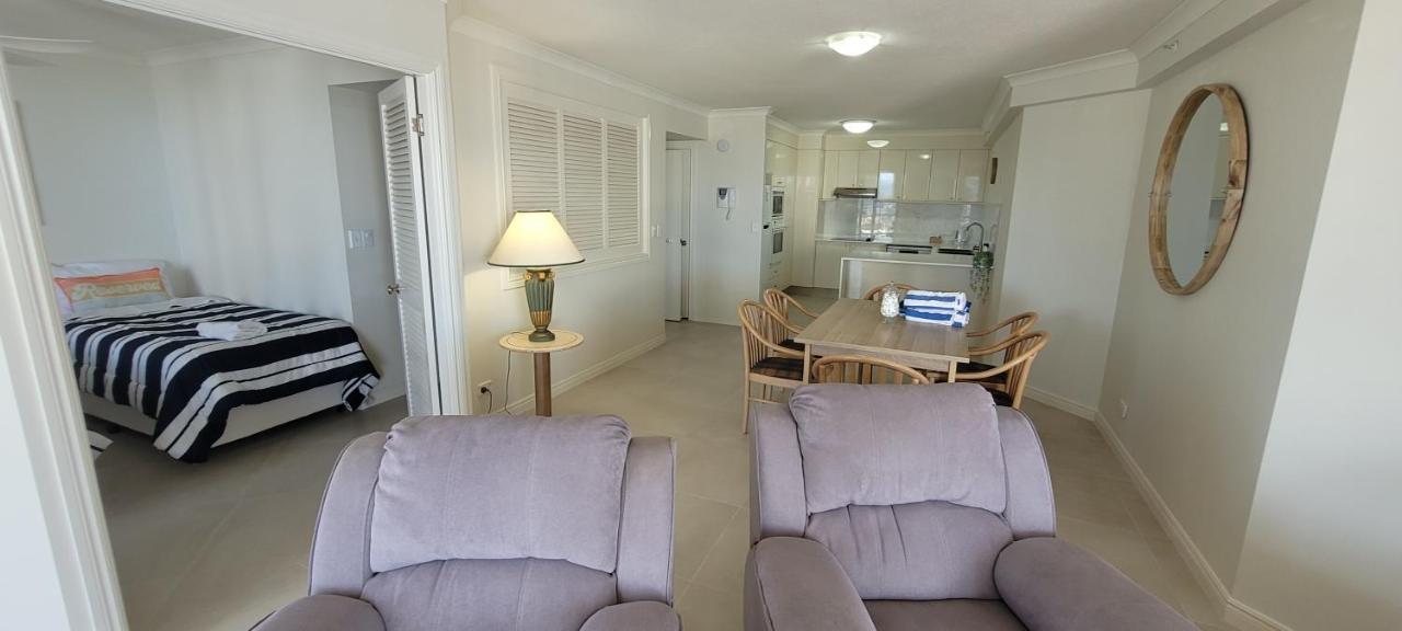 Apr Private Suites Moroccan By The Beach 黄金海岸 外观 照片