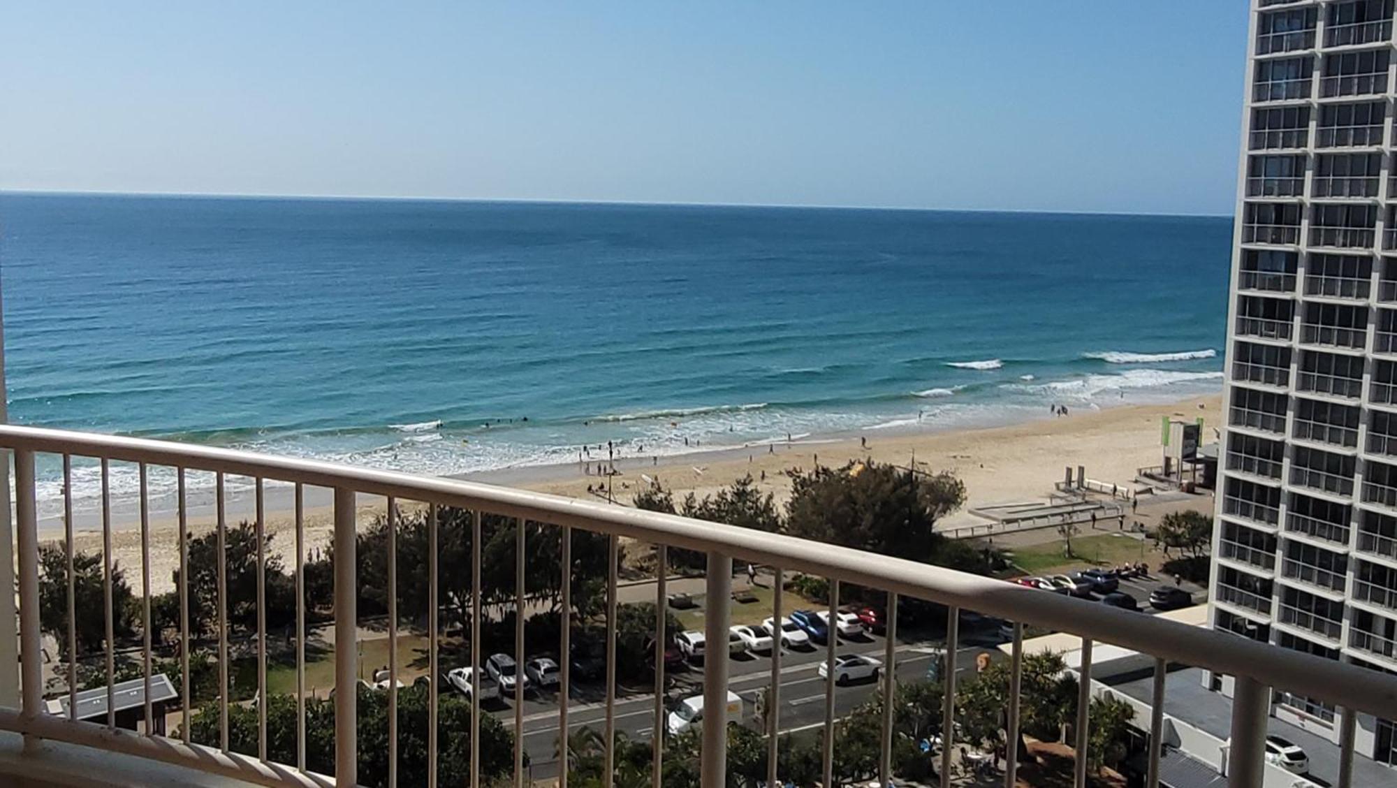 Apr Private Suites Moroccan By The Beach 黄金海岸 外观 照片