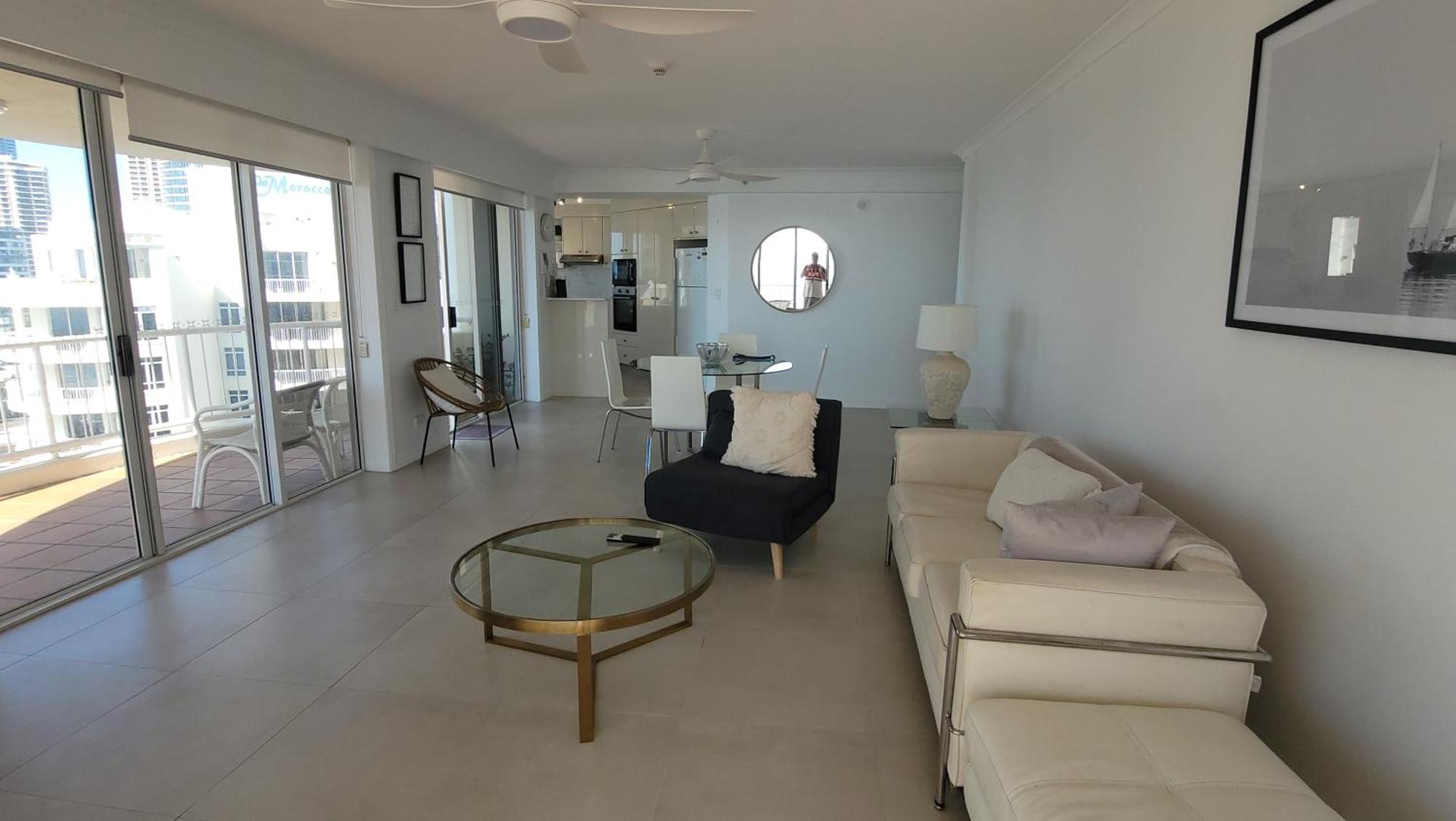 Apr Private Suites Moroccan By The Beach 黄金海岸 外观 照片