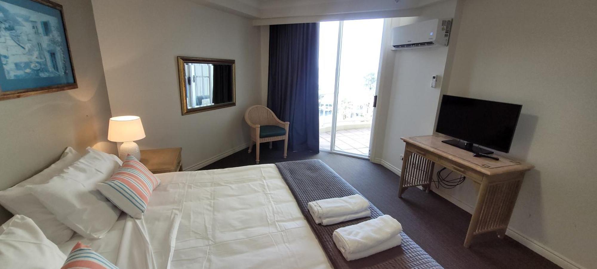Apr Private Suites Moroccan By The Beach 黄金海岸 外观 照片