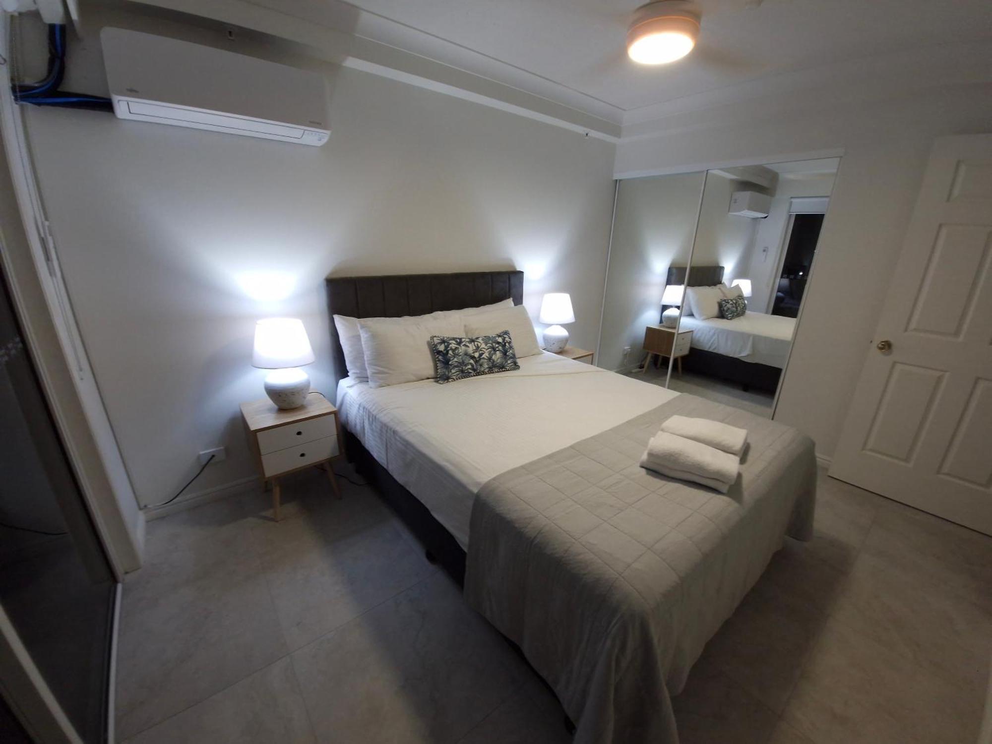 Apr Private Suites Moroccan By The Beach 黄金海岸 外观 照片